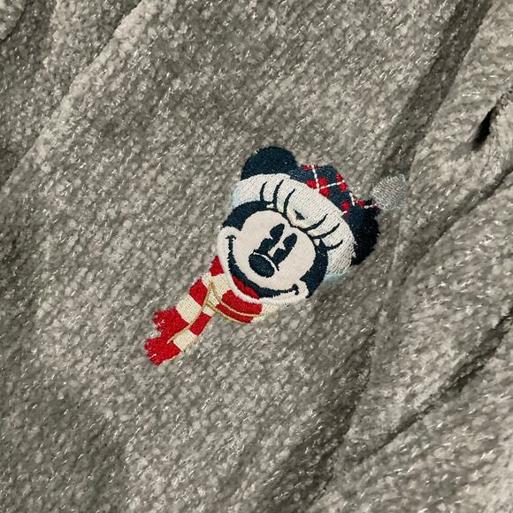 Disney cardigan size medium gray very soft, like new - Picture 3 of 3